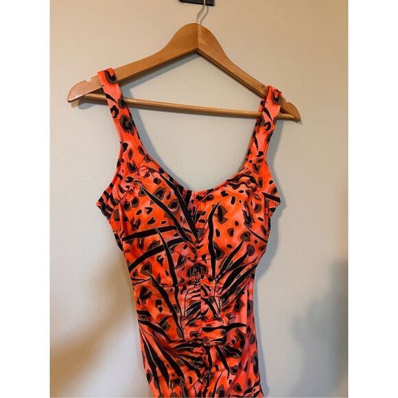 Maxine Sz 16 Gathered Front One Piece Swimsuit Red Orange Animal Print Shapewear - Picture 9 of 14